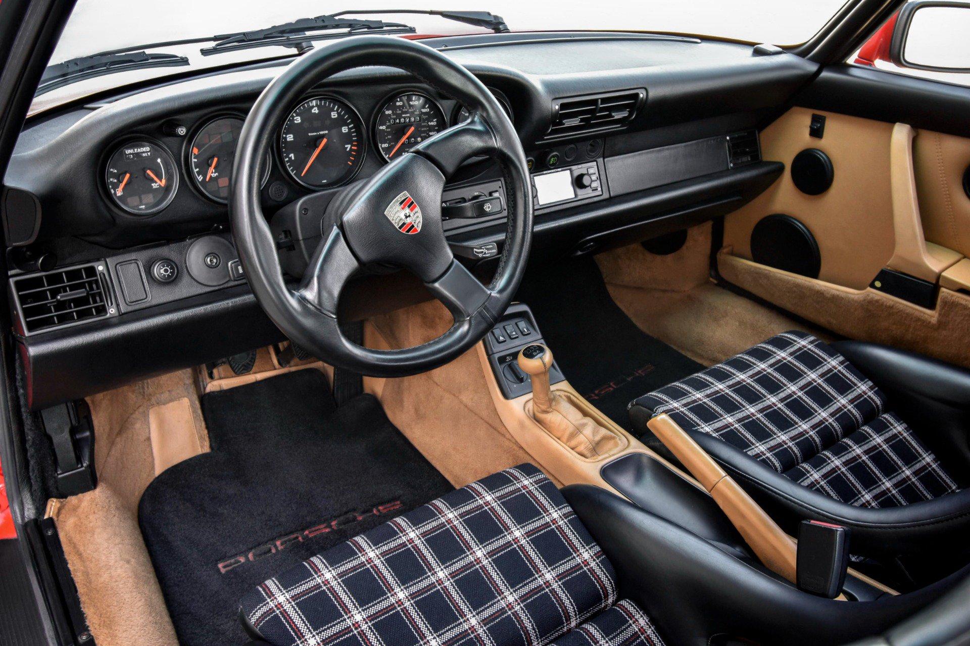 Used 1990 Porsche 911 Carrera image 18