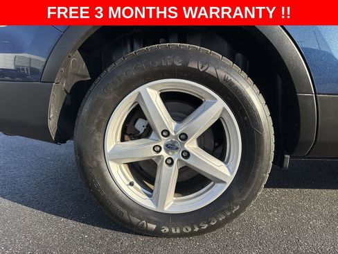 Used 2017 Ford Explorer XLT w/ Equipment Group 202A AWD/4WD image 45