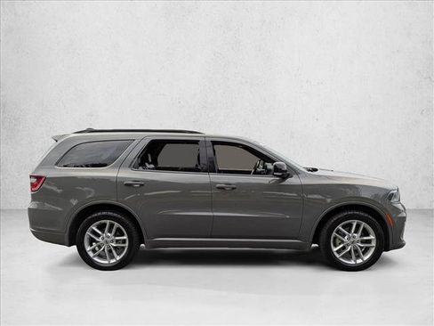 Used 2023 Dodge Durango GT image 4