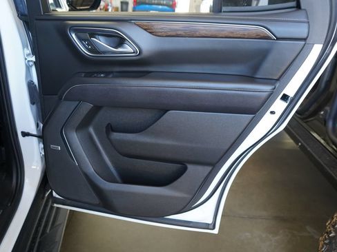 Used 2023 Chevrolet Tahoe Premier RWD image 21