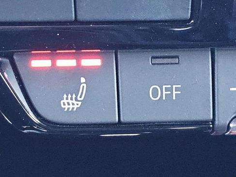 Used 2023 Audi Q4 e-tron Premium w/ Convenience Package image 13