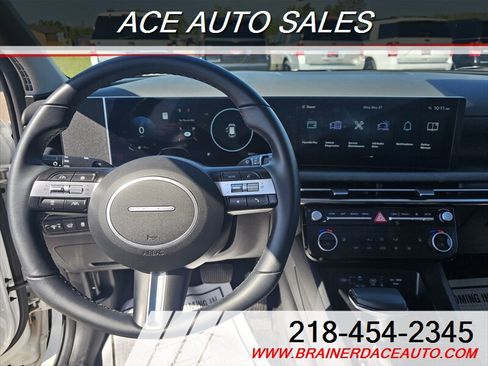 Used 2025 Hyundai Tucson SEL AWD/4WD image 15