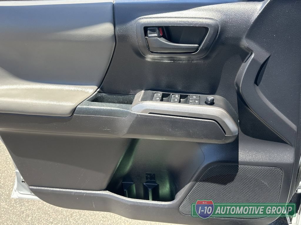 Used 2021 Toyota Tacoma SR5 RWD image 21
