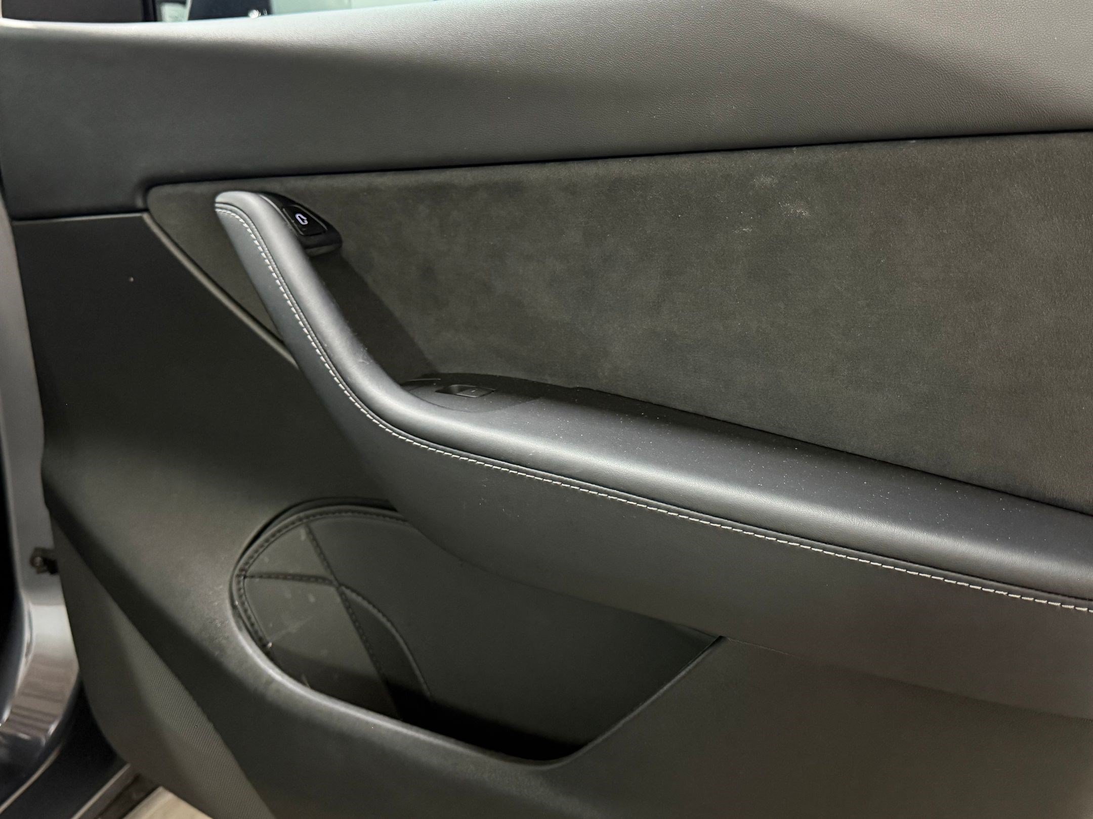 Used 2022 Tesla Model Y Performance AWD/4WD image 41
