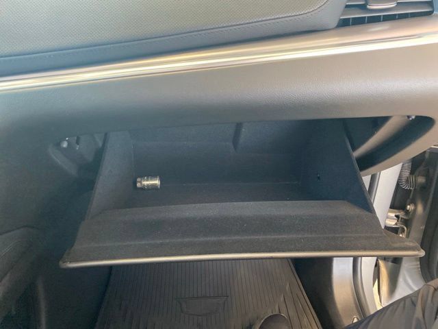 Used 2019 Cadillac XT5 Luxury AWD/4WD image 18