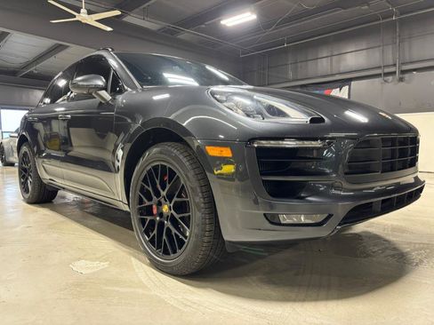 Used 2018 Porsche Macan GTS image 2