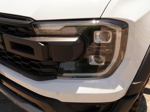 Used 2025 Ford Ranger Raptor AWD/4WD image 32