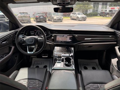 Used 2022 Audi RS Q8 AWD/4WD image 33