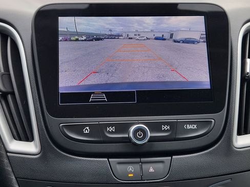 Used 2024 Chevrolet Malibu LT image 19