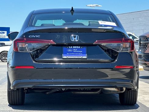 Used 2025 Honda Civic LX image 4