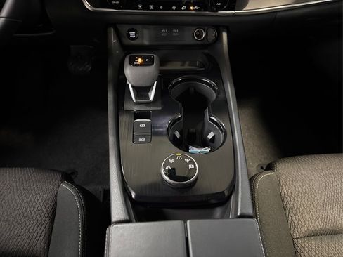 Certified 2026 Nissan Rogue SV image 22