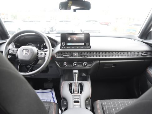 Certified 2024 Honda HR-V Sport image 25