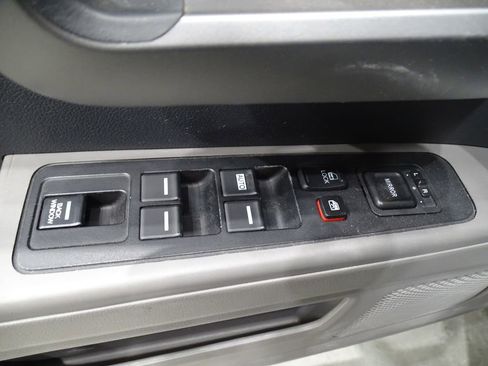 Used 2011 Honda Ridgeline RTS image 15