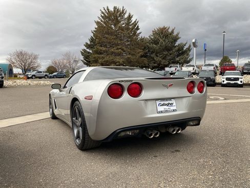 Used 2006 Chevrolet Corvette Coupe w/ Preferred Equipment Group image 19