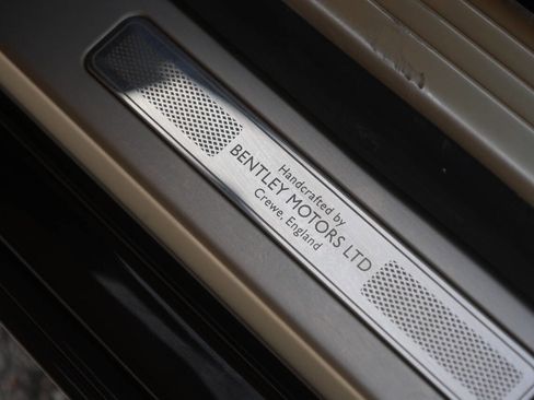 Used 2016 Bentley Flying Spur W12 image 24