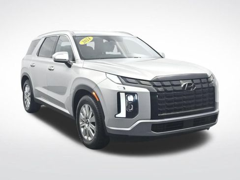 Used 2024 Hyundai Palisade SEL FWD image 3