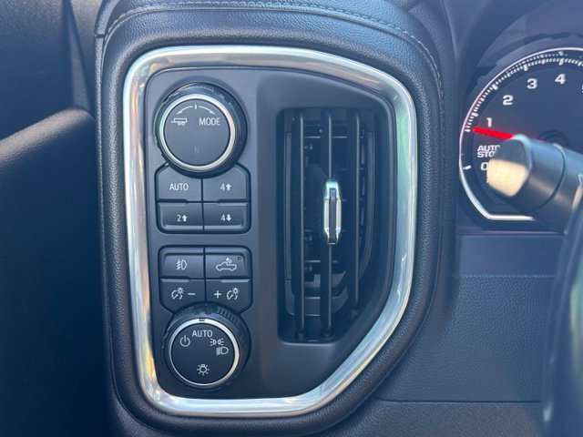 Certified 2022 Chevrolet Silverado 1500 RST AWD/4WD image 40