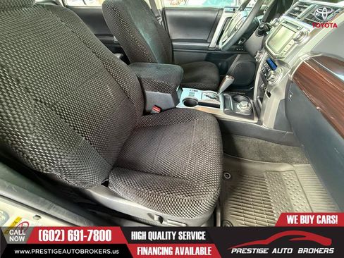 Used 2018 Toyota 4Runner Limited AWD/4WD image 34