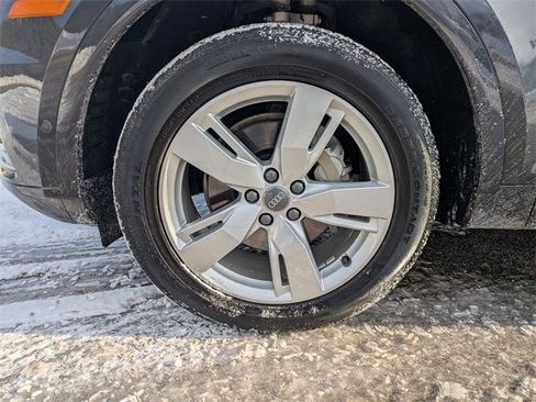 Used 2019 Audi Q5 Prestige w/ Prestige Package image 21