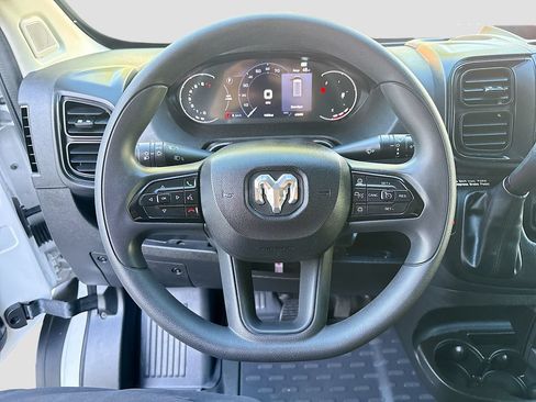 Used 2025 RAM ProMaster 2500 w/ U-Haul Equipment Group FWD image 11