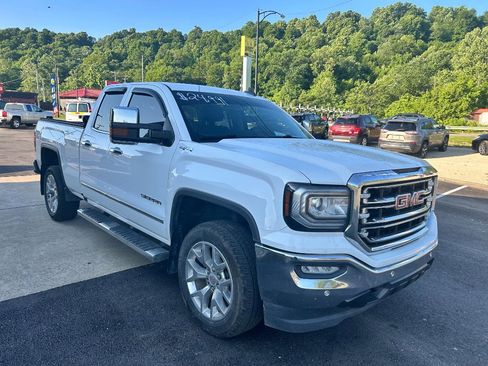 Used 2018 GMC Sierra 1500 SLT w/ Max Trailering Package AWD/4WD image 3