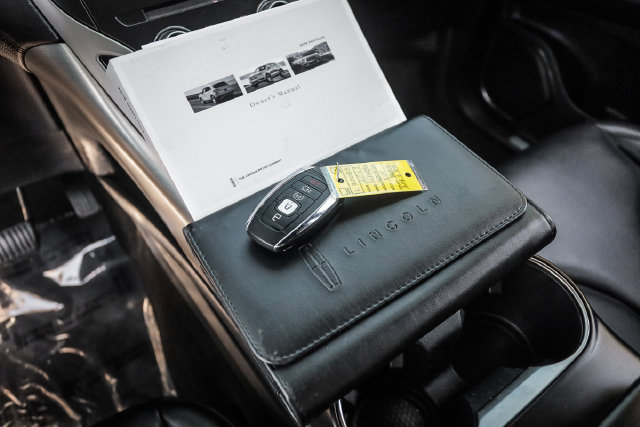 Used 2019 Lincoln Nautilus Premier AWD/4WD image 59