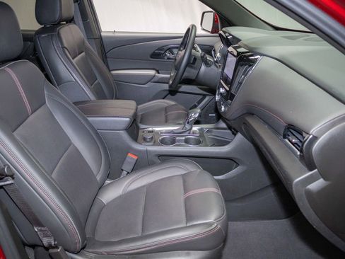 Used 2023 Chevrolet Traverse RS AWD/4WD image 15