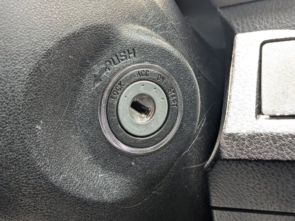 Used 2014 Toyota RAV4 XLE FWD image 19