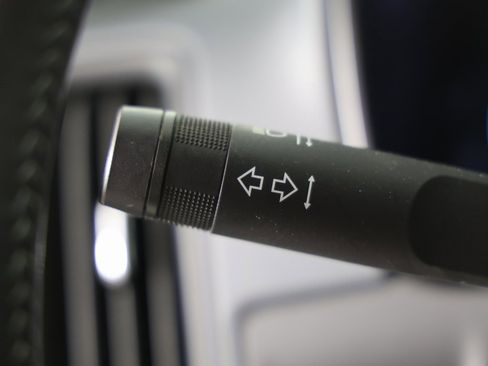 Certified 2022 Chevrolet Colorado Z71 w/ Safety Package image 20