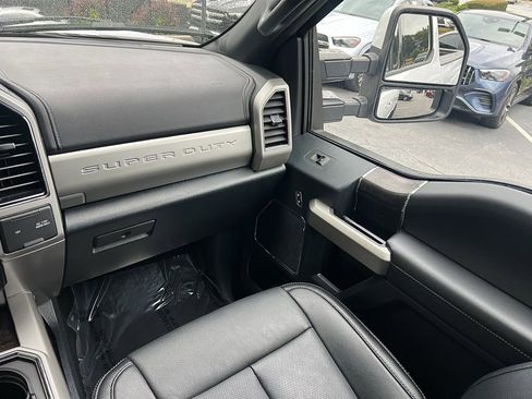 Used 2022 Ford F250 Lariat image 35