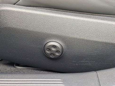 Certified 2025 Mercedes-Benz E 53 AMG e 4MATIC Sedan image 25