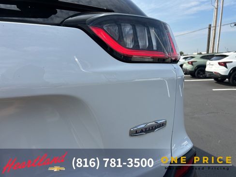 Used 2019 Jeep Cherokee Latitude w/ Popular Appearance Group image 13