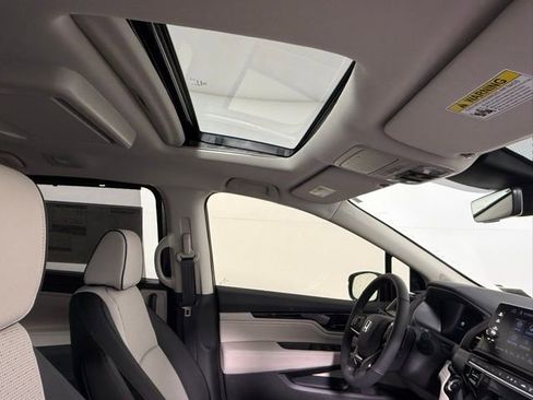 New 2026 Honda Odyssey Elite image 60