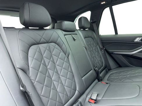 Used 2024 BMW X5 sDrive40i image 42