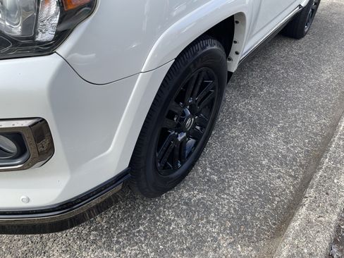Used 2019 Toyota 4Runner Limited AWD/4WD image 8