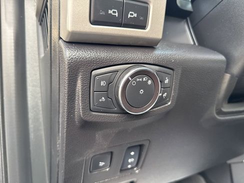 Used 2017 Ford F350 Lariat w/ Lariat Ultimate Package image 15