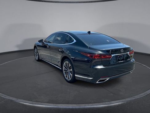 Used 2022 Lexus LS 500 w/ Interior Upgrade Package RWD image 7
