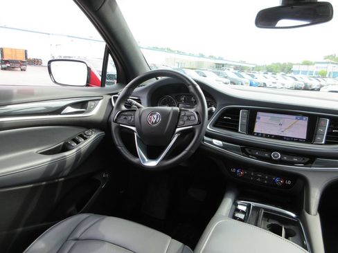Used 2023 Buick Enclave Essence w/ Experience Buick Package AWD/4WD image 28