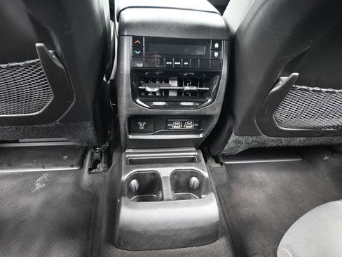 Used 2021 Jeep Grand Cherokee L Laredo w/ Luxury Tech Group I image 39