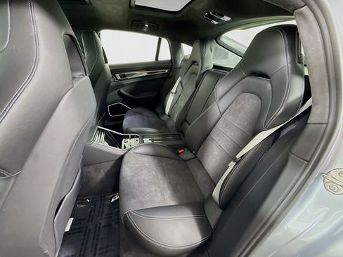Certified 2023 Porsche Panamera GTS image 21