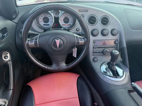 Used 2008 Pontiac Solstice Convertible w/ Premium Package image 24