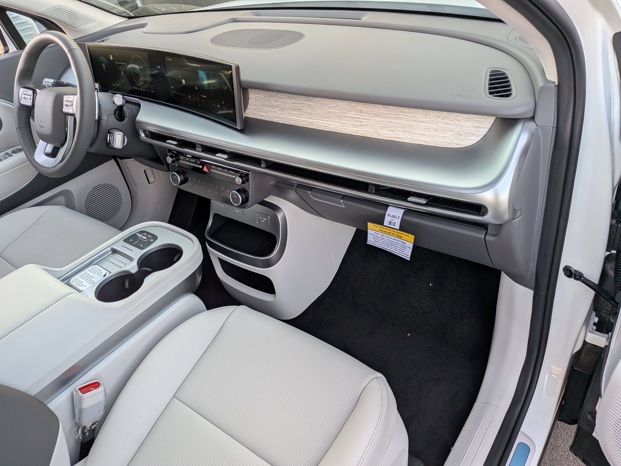 New 2026 Hyundai Ioniq 9 SEL AWD/4WD image 25