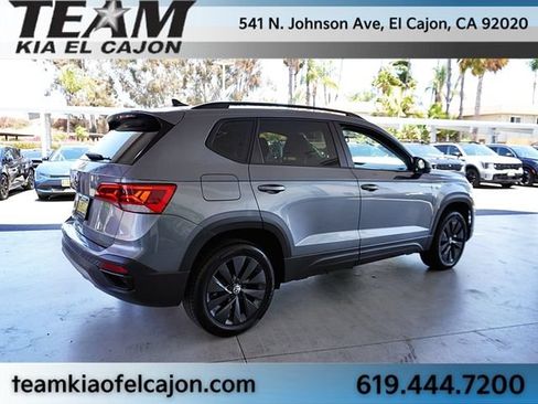 Used 2022 Volkswagen Taos S FWD image 8