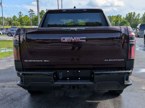 Used 2026 GMC Sierra EV Elevation AWD/4WD image 9