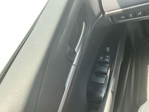 Used 2025 Toyota Camry LE FWD image 18