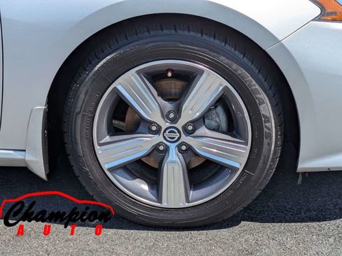 Used 2020 Nissan Altima 2.5 SL AWD/4WD image 12