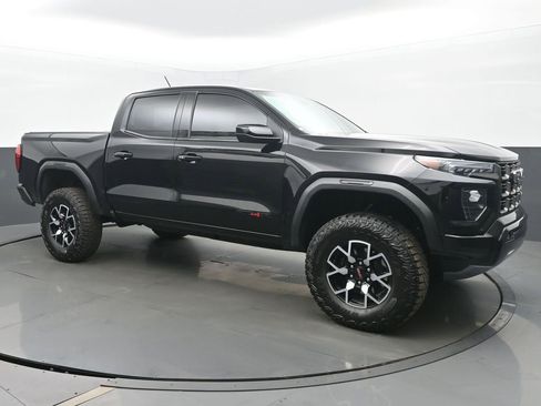 Used 2024 GMC Canyon AT4X image 7