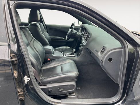 Used 2021 Dodge Charger SXT w/ Leather Interior Group image 15