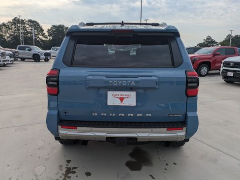 New 2026 Toyota 4Runner Limited AWD/4WD image 4