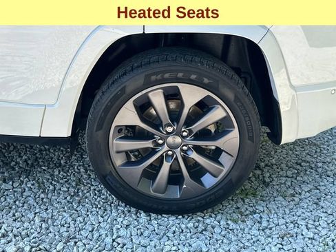 Used 2021 Jeep Cherokee High Altitude AWD/4WD image 9